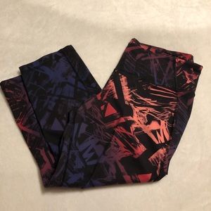 Old Navy Crop Leggings Size L